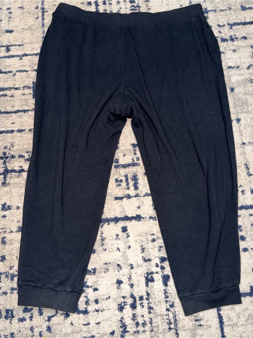 4 Pairs Victoria's Secret Black and Light Gray Sweatpants with Floral Trim - Picture 9 of 10